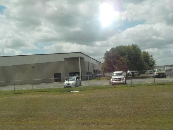 1306 Industrial Way, Harlingen, TX 78550